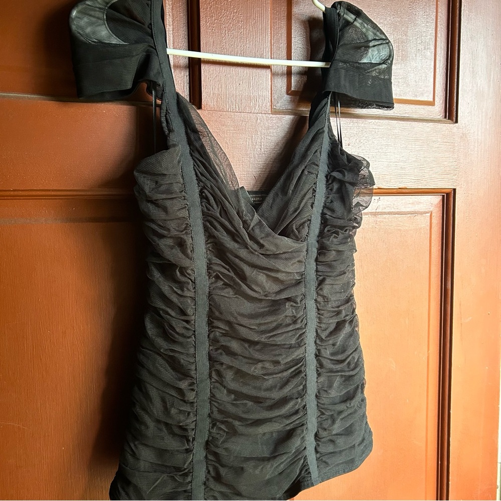 BCBGMAXAZRIA Black Off The Shoulder Classy Ruched Top